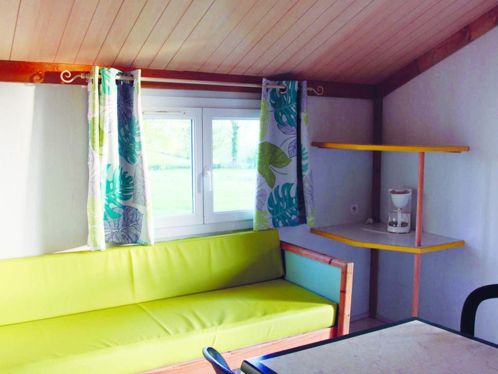 Camping Des Papillons Lalizolle Exteriér fotografie
